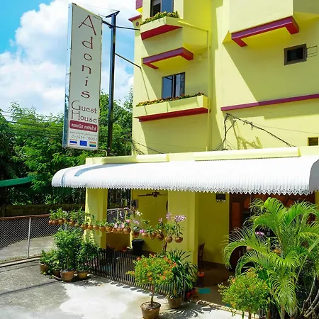 阿多尼斯酒店